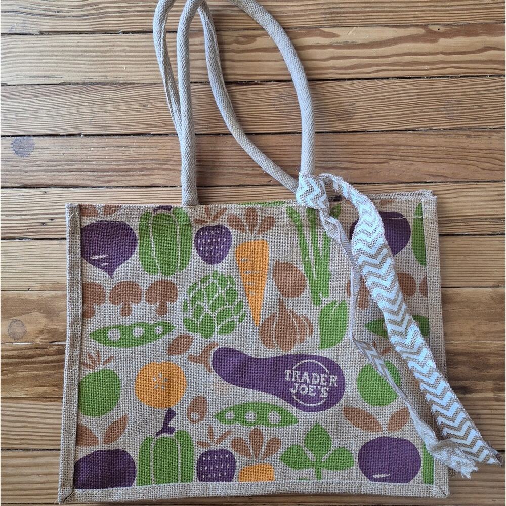 Trader Joe's Burlap Collectible Discontinued Jute Vegetable Print Tote Bag